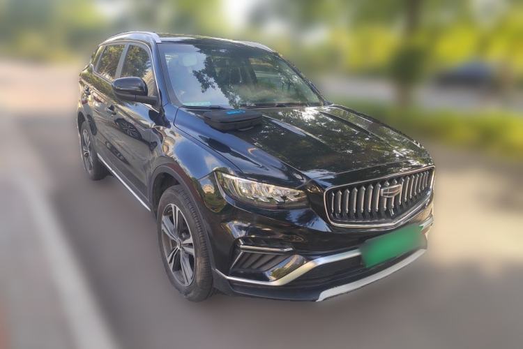 Used Geely Auto Emgrand X7 Sport 2022 1.8TD DCT Zhiya Trim Front Right 45 Deg