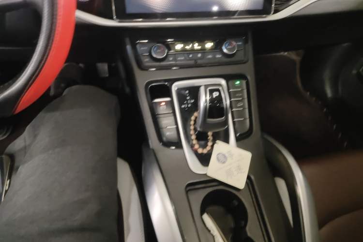 Used Geely Auto Emgrand X7 Sport 2022 1.8TD DCT Zhiya Trim Gear Lever