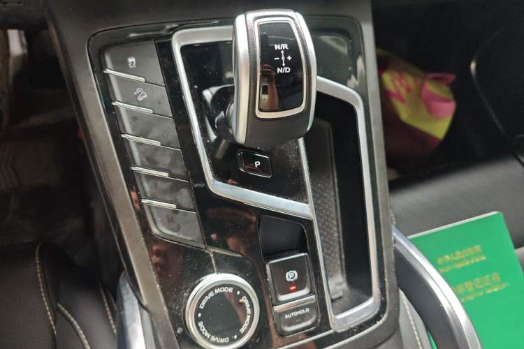 Used Geely Auto Emgrand X7 Sport 2022 Boyue X 1.8TD DCT Smart Model Gear Lever