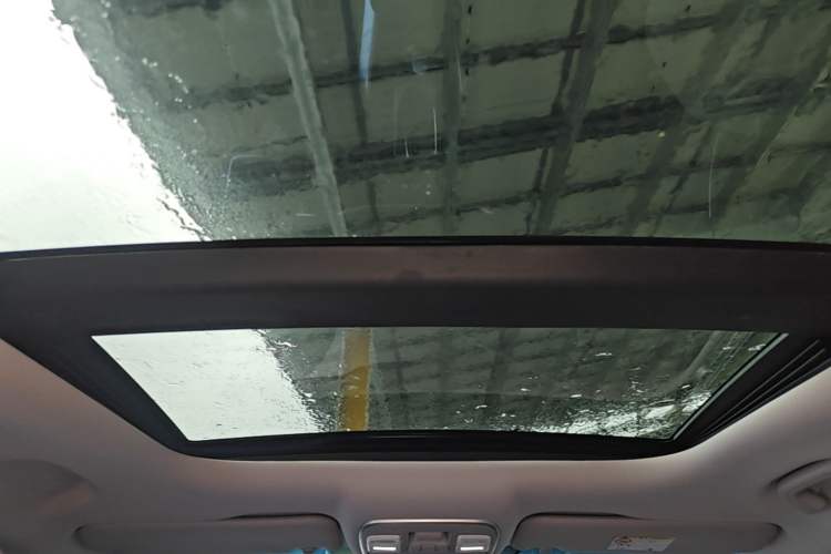 Used Geely Auto Emgrand X7 Sport 2022 1.8TD DCT Zhiya Trim Headliner