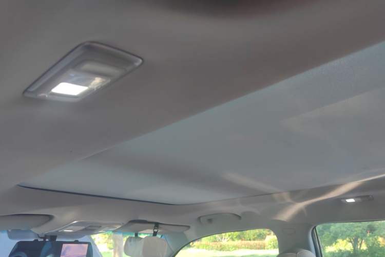 Used Geely Auto Emgrand X7 Sport 2022 1.8TD DCT Zhiya Trim Headliner