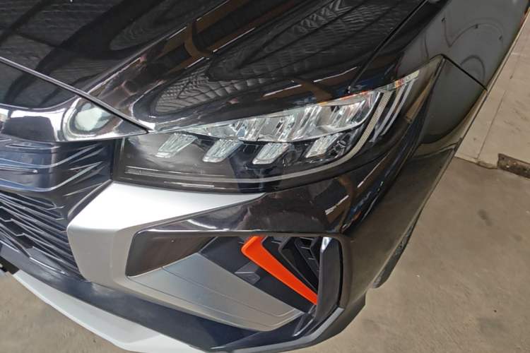 Used Geely Auto Emgrand X7 Sport 2022 Boyue X 1.8TD DCT ZhiZun Edition Left Front Headlight