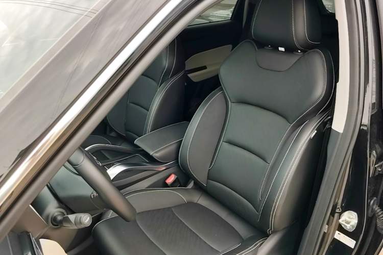 Used Geely Auto Emgrand X7 Sport 2022 Boyue X 1.8TD DCT Smart Model Left Front Seat