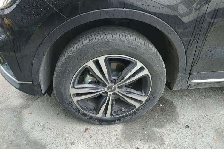 Used Geely Auto Emgrand X7 Sport 2022 1.8TD DCT Zhiya Trim Left Front Wheel Hub
