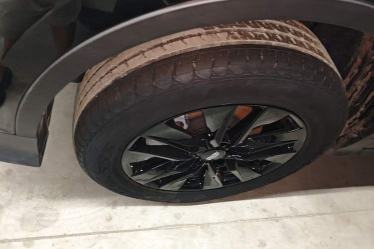 Used Geely Auto Emgrand X7 Sport 2022 Boyue X 1.8TD DCT Smart Model Left Front Wheel Hub