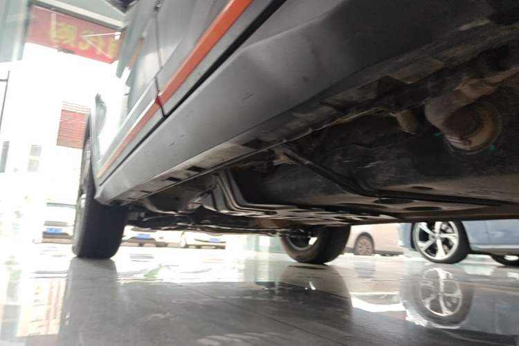 Used Geely Auto Emgrand X7 Sport 2022 Boyue X 1.8TD DCT ZhiShang Model Left Side Sill