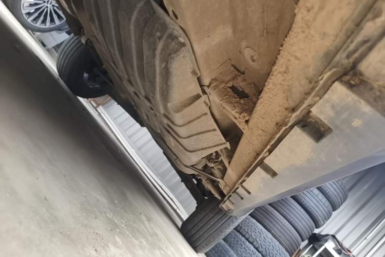 Used Geely Auto Emgrand X7 Sport 2022 Boyue X 1.8TD DCT Smart Model Left Side Sill