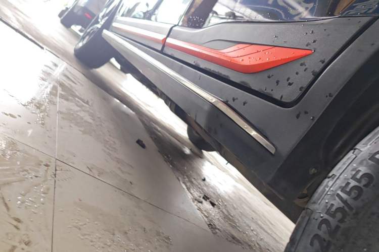 Used Geely Auto Emgrand X7 Sport 2022 Boyue X 1.8TD DCT ZhiZun Edition Left Side Sill