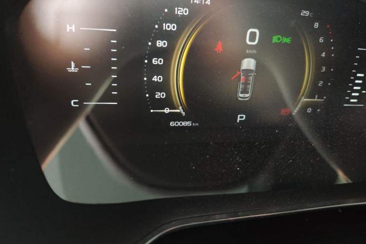 Used Geely Auto Emgrand X7 Sport 2022 Boyue X 1.8TD DCT Smart Model Odometer Close Up