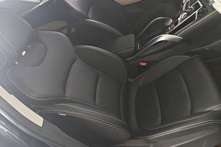 Used Geely Auto Emgrand X7 Sport 2022 Boyue X 1.8TD DCT Smart Model Right Front Seat