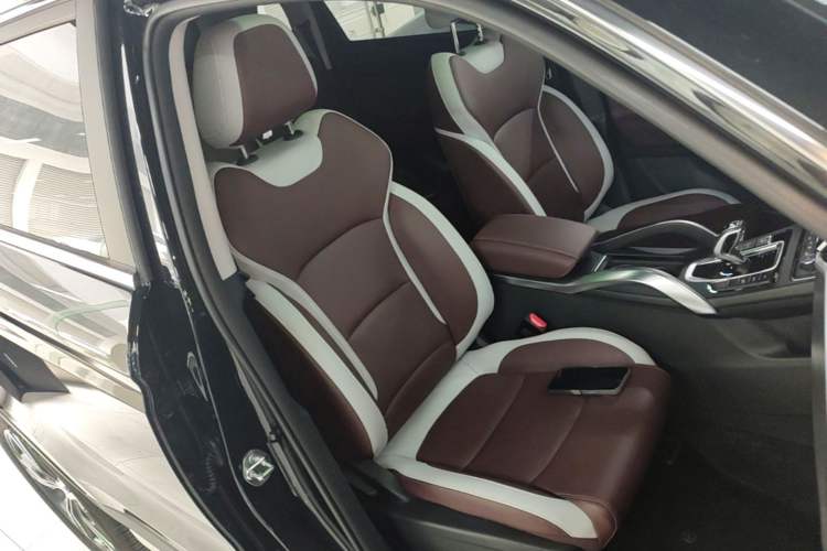 Used Geely Auto Emgrand X7 Sport 2022 1.8TD DCT Zhiya Trim Right Front Seat