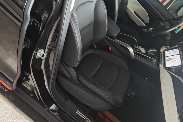 Used Geely Auto Emgrand X7 Sport 2022 Boyue X 1.8TD DCT ZhiZun Edition Right Front Seat