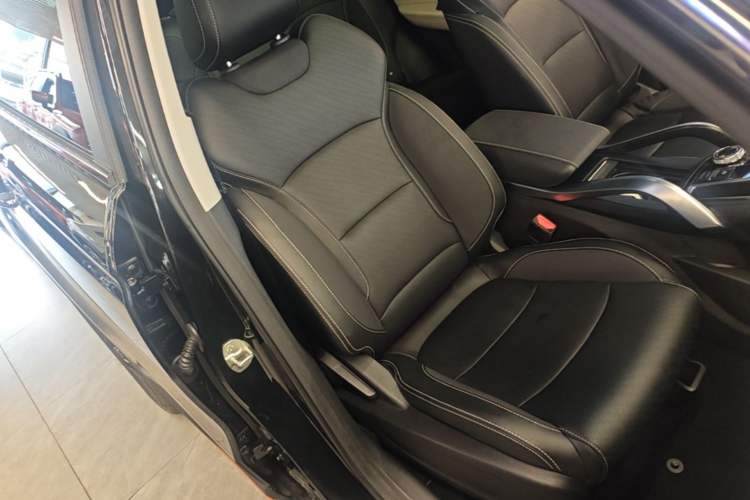 Used Geely Auto Emgrand X7 Sport 2022 Boyue X 1.8TD DCT Smart Model Right Front Seat