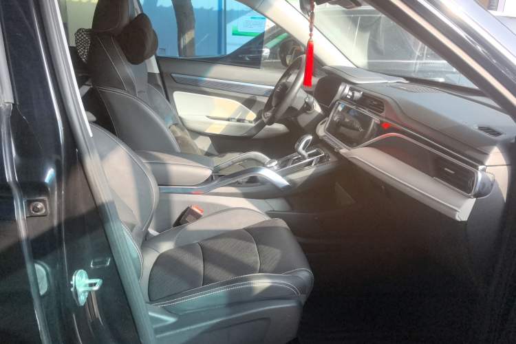 Used Geely Auto Emgrand X7 Sport 2022 Boyue X 1.8TD DCT Smart Model Right Front Seat