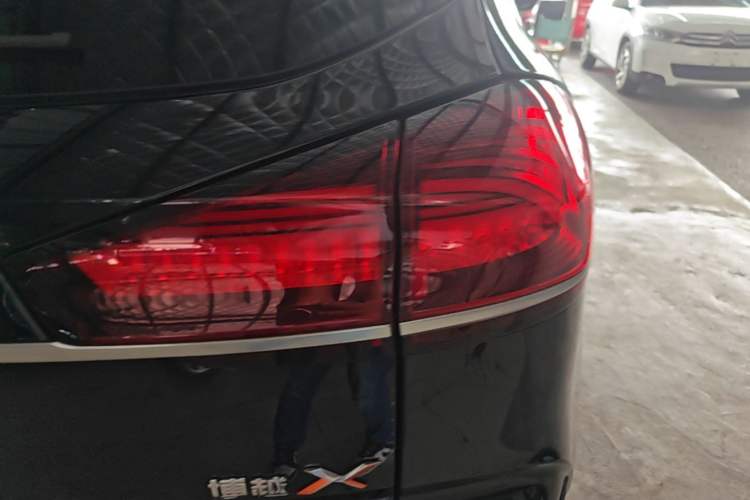 Used Geely Auto Emgrand X7 Sport 2022 Boyue X 1.8TD DCT ZhiZun Edition Right Rear Taillight