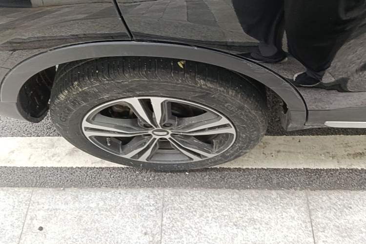 Used Geely Auto Emgrand X7 Sport 2022 1.8TD DCT Zhiya Trim Right Rear Wheel Hub