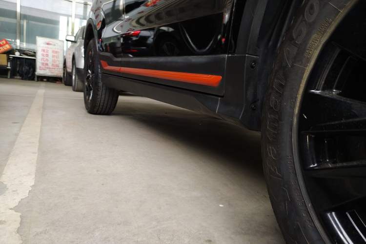 Used Geely Auto Emgrand X7 Sport 2022 Boyue X 1.8TD DCT Smart Model Right Side Sill