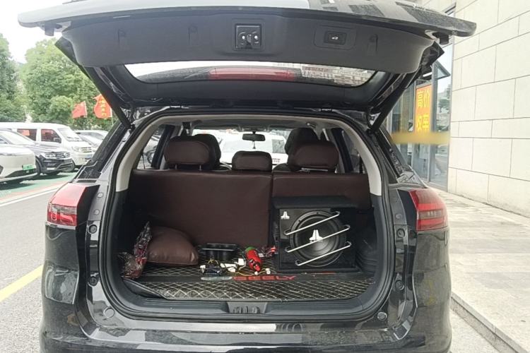 Used Geely Auto Emgrand X7 Sport 2022 1.8TD DCT Zhiya Trim Trunk