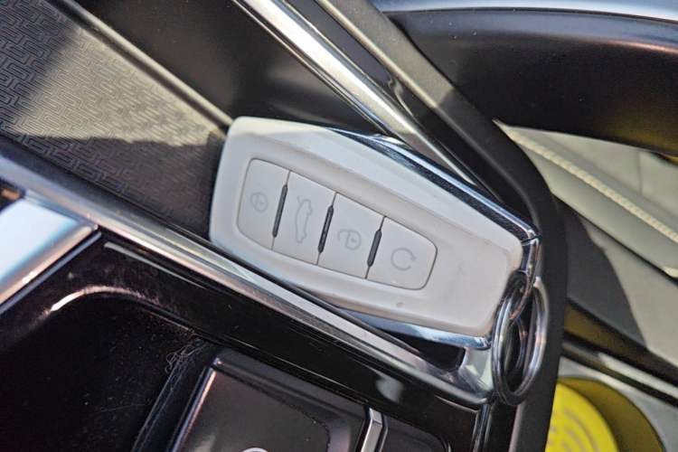 Used Geely Auto Emgrand X7 Sport 2022 Boyue X 1.8TD DCT Smart Model Vehicle Key