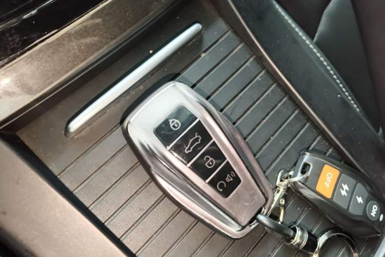 Used Geely Auto Emgrand X7 Sport 2022 Boyue X 1.8TD DCT ZhiZun Edition Vehicle Key