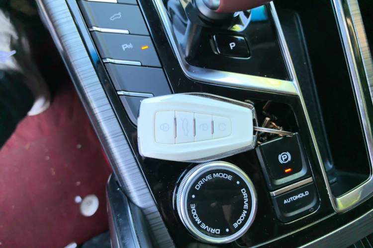 Used Geely Auto Emgrand X7 Sport 2022 Boyue X 1.8TD DCT Smart Edition Vehicle Key