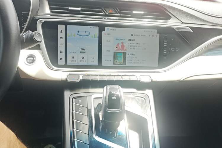 Used Geely Auto Emgrand X7 Sport 2022 Boyue X 1.8TD DCT Smart Model Audio And AC Panel