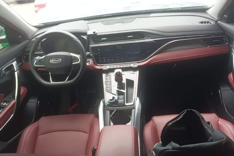 Used Geely Auto Emgrand X7 Sport 2022 Boyue X 1.8TD DCT ZhiZun Edition Center Console