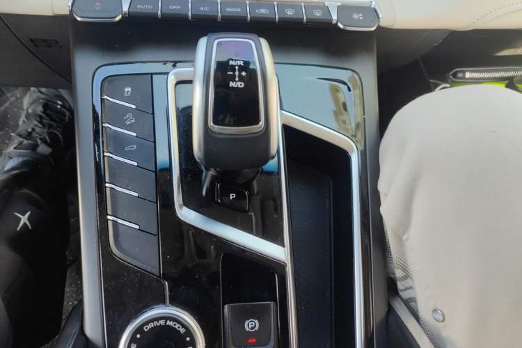 Used Geely Auto Emgrand X7 Sport 2022 Boyue X 1.8TD DCT ZhiZun Edition Gear Lever