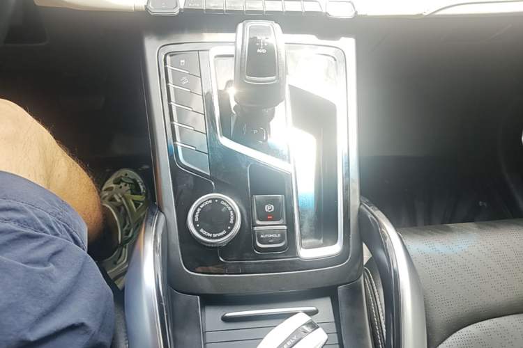 Used Geely Auto Emgrand X7 Sport 2022 Boyue X 1.8TD DCT Smart Model Gear Lever