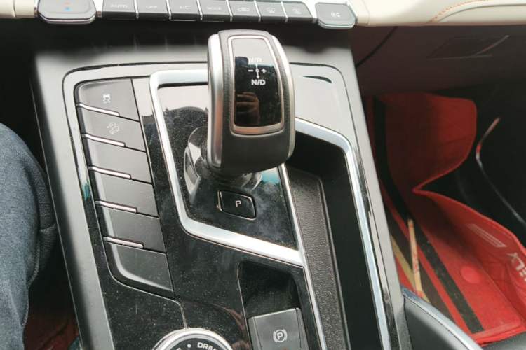 Used Geely Auto Emgrand X7 Sport 2022 Boyue X 1.8TD DCT Smart Model Gear Lever