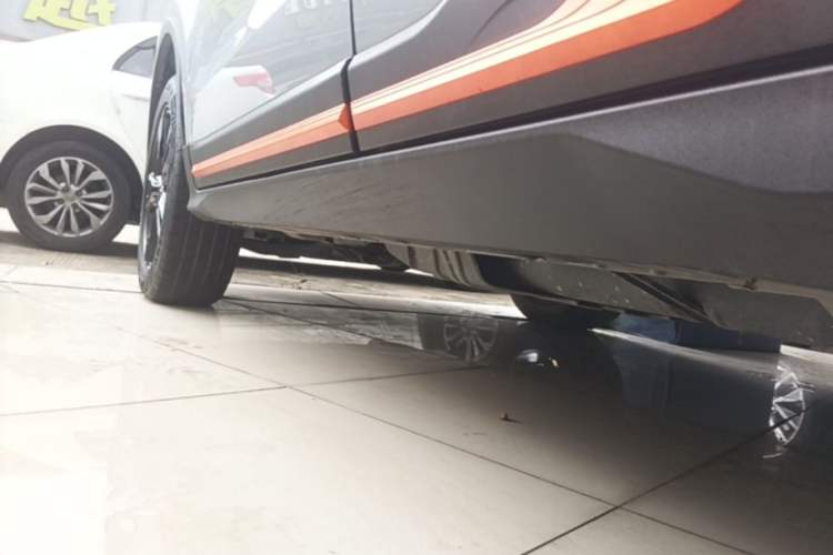 Used Geely Auto Emgrand X7 Sport 2022 Boyue X 1.8TD DCT ZhiZun Edition Left Side Sill