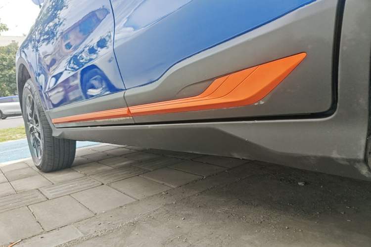 Used Geely Auto Emgrand X7 Sport 2022 Boyue X 1.8TD DCT Smart Model Left Side Sill