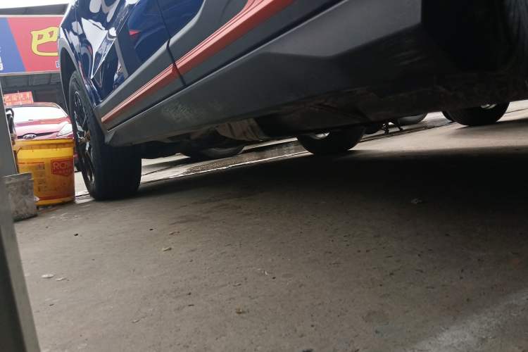 Used Geely Auto Emgrand X7 Sport 2022 Boyue X 1.8TD DCT Smart Model Left Side Sill