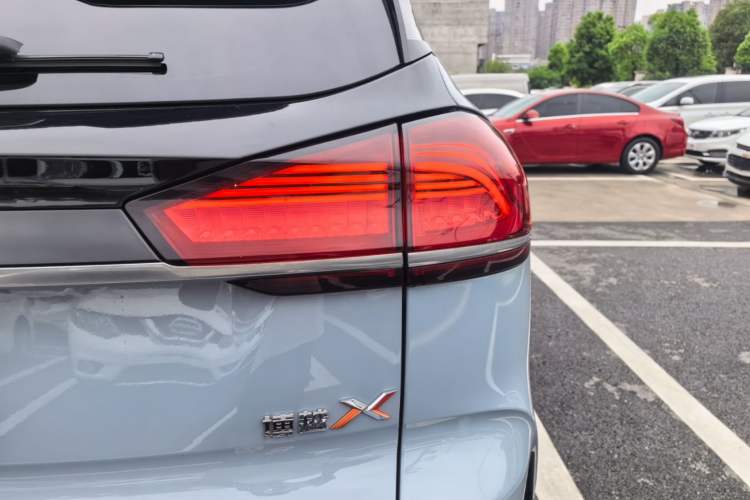 Used Geely Auto Emgrand X7 Sport 2022 Boyue X 1.8TD DCT Smart Model Right Rear Taillight