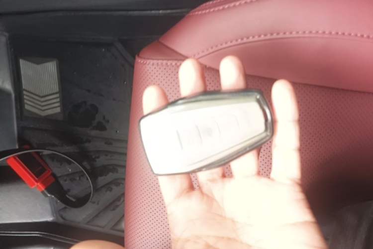 Used Geely Auto Emgrand X7 Sport 2022 Boyue X 1.8TD DCT ZhiZun Edition Vehicle Key