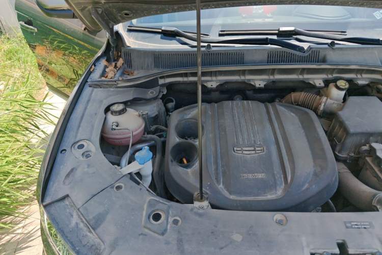 Used Geely Auto Emgrand X7 Sport 2022 1.8TD DCT Zhiya Trim Engine Bay Right
