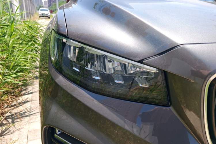 Used Geely Auto Emgrand X7 Sport 2022 1.8TD DCT Zhiya Trim Right Front Headlight