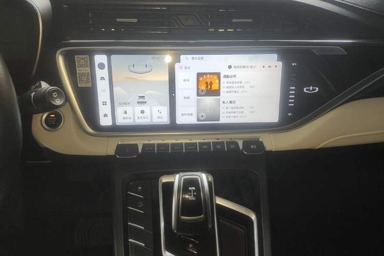 Used Geely Auto Emgrand X7 Sport 2022 Boyue X 1.8TD DCT Smart Model Audio And AC Panel