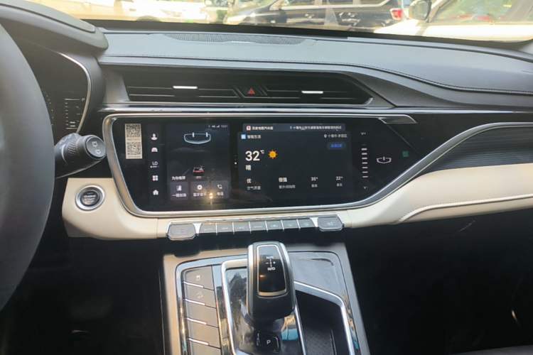 Used Geely Auto Emgrand X7 Sport 2022 Boyue X 1.8TD DCT Smart Model Audio And AC Panel