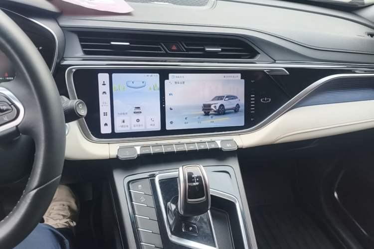Used Geely Auto Emgrand X7 Sport 2022 Boyue X 1.8TD DCT Smart Model Audio And AC Panel