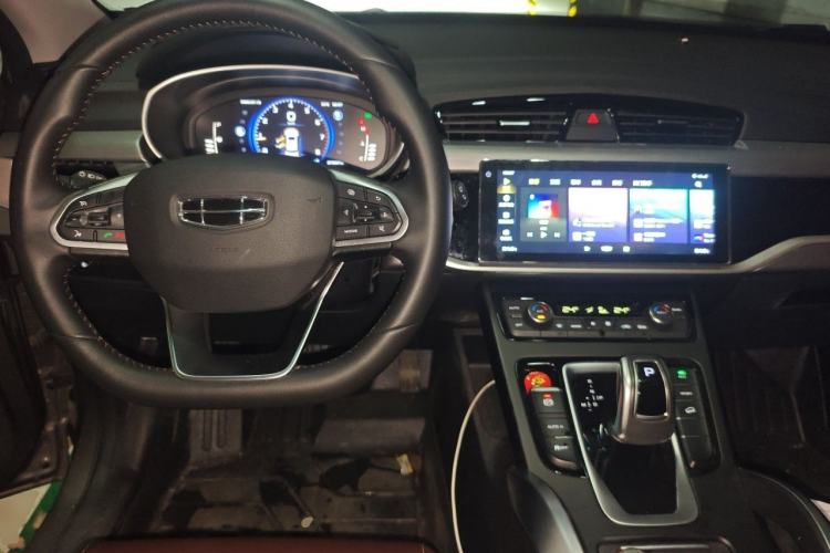 Used Geely Auto Emgrand X7 Sport 2022 1.8TD DCT Zhiya Trim Center Console