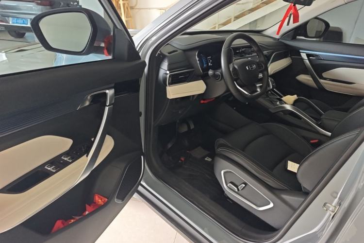 Used Geely Auto Emgrand X7 Sport 2022 Boyue X 1.8TD DCT ZhiShang Model Driver Seat