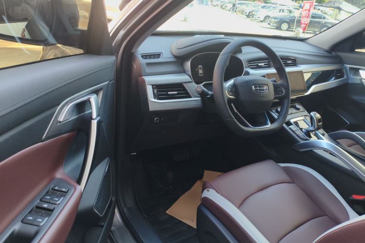 Used Geely Auto Emgrand X7 Sport 2022 1.8TD DCT Zhiya Trim Driver Seat