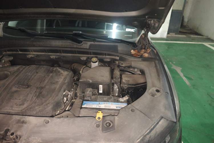 Used Geely Auto Emgrand X7 Sport 2022 1.8TD DCT Zhiya Trim Engine Bay Left