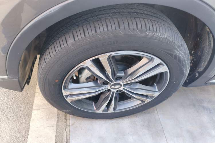 Used Geely Auto Emgrand X7 Sport 2022 1.8TD DCT Zhiya Trim Exterior 4