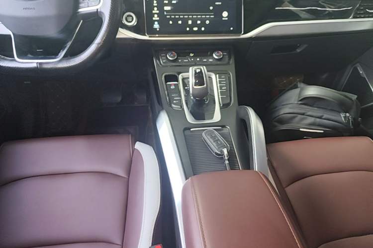 Used Geely Auto Emgrand X7 Sport 2022 1.8TD DCT Zhiya Trim Gear Lever