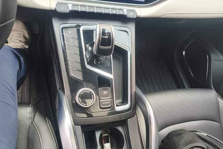 Used Geely Auto Emgrand X7 Sport 2022 Boyue X 1.8TD DCT Smart Model Gear Lever