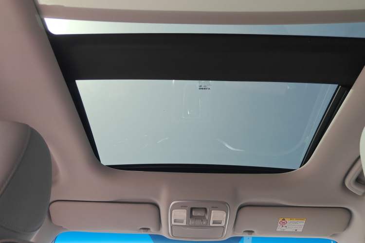 Used Geely Auto Emgrand X7 Sport 2022 1.8TD DCT Zhiya Trim Headliner
