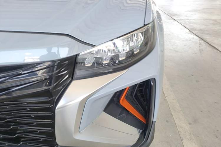 Used Geely Auto Emgrand X7 Sport 2022 Boyue X 1.8TD DCT Smart Model Left Front Headlight