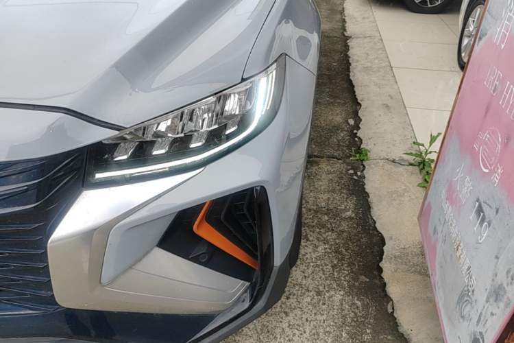 Used Geely Auto Emgrand X7 Sport 2022 Boyue X 1.8TD DCT ZhiZun Edition Left Front Headlight